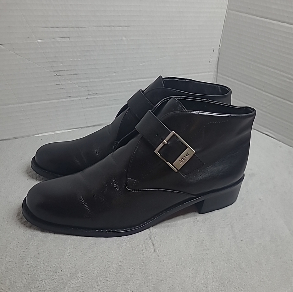 Etienne Aigner boots  Black Size 8.5 M